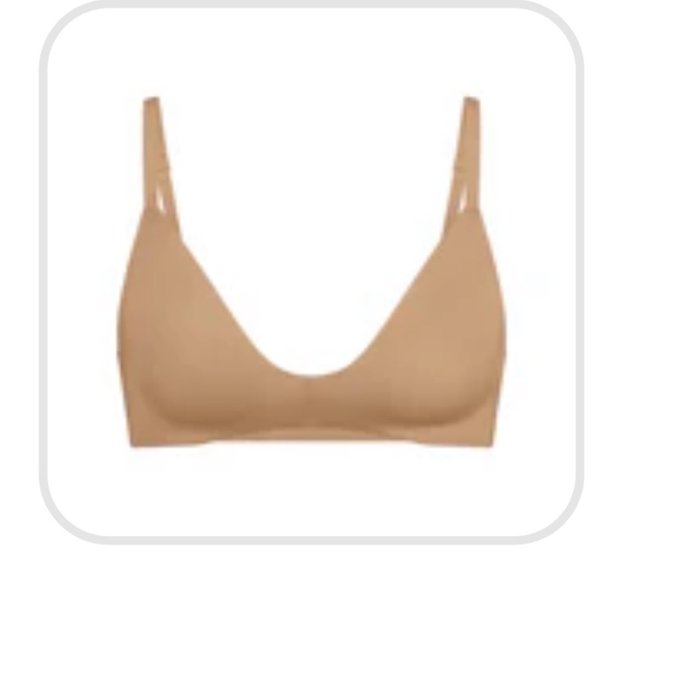 SKIMS WIRELESS FORM T-SHIRT DEMI BRA | OCHRE